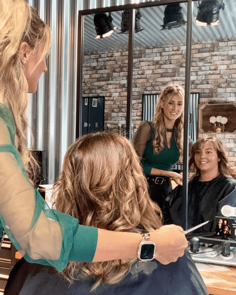 photo face a un miroir